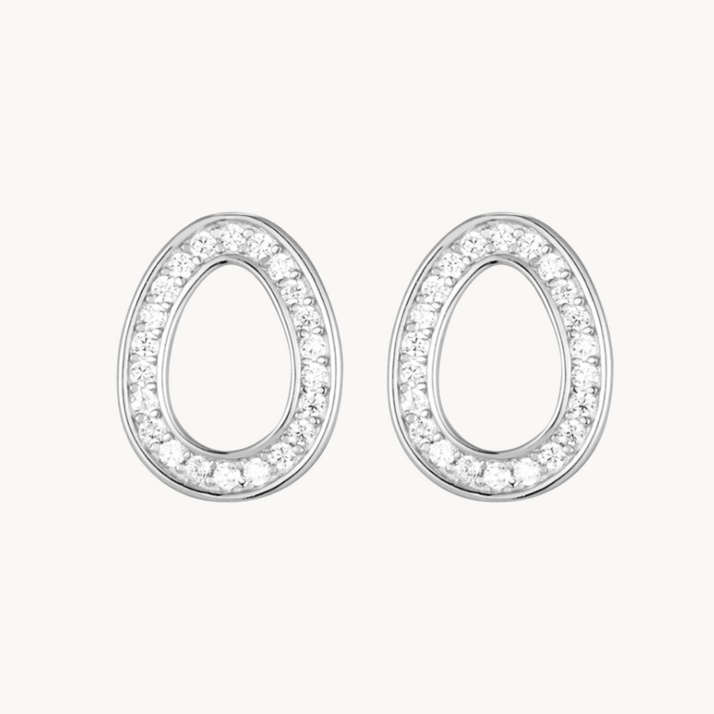 OVAL STUDS