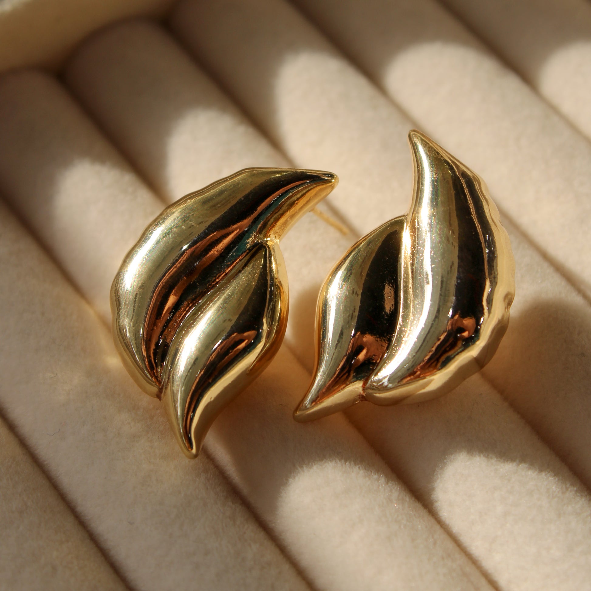 ETHEREA EARRINGS